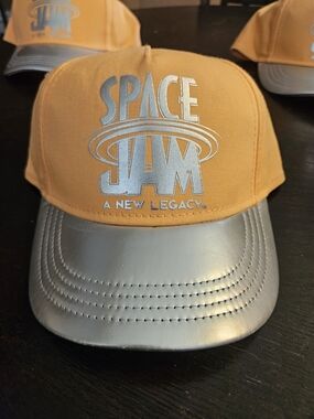 Space Jam Kids Snapback Hat in Orange and Silver 2/3